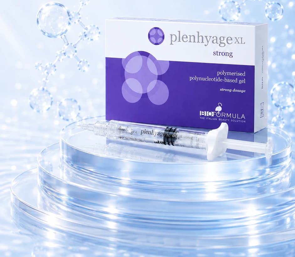 Plenhyage XL Strong — cutie și seringă preumplută pe platforme de sticlă
